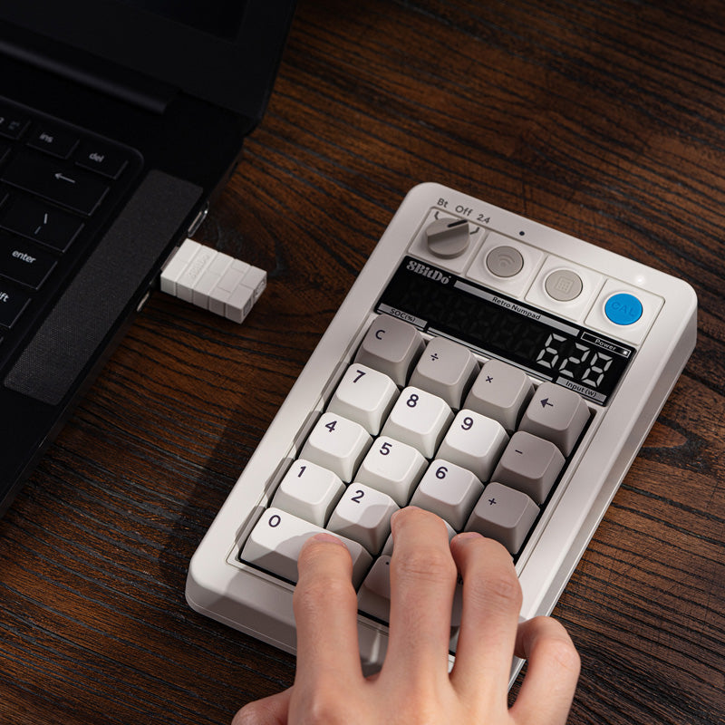 8BitDo Retro 18 Mechanical Numpad - Mechanical Key Design with Distinctive Styling