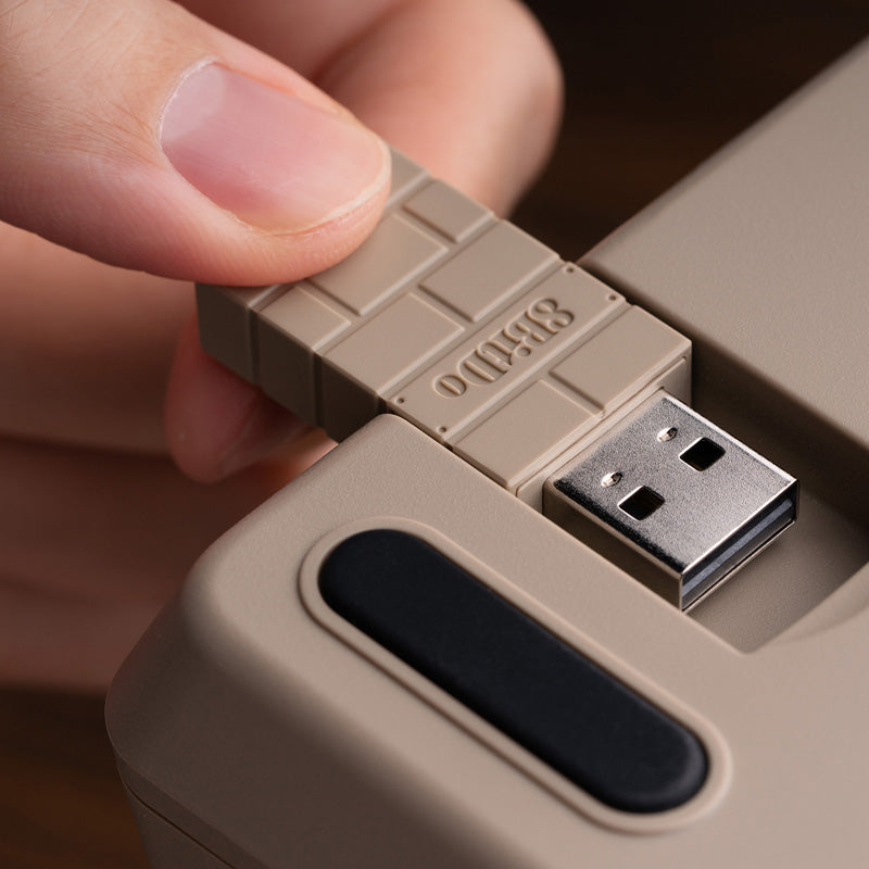 8BitDo Retro 18 Mechanical Numpad - Mechanical Key Design with Distinctive Styling