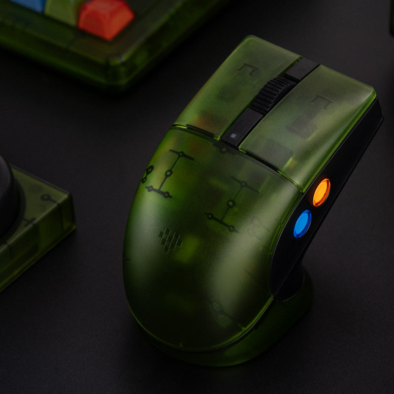8BitDo Retro R8 Mouse - Xbox Edition - Gaming and Desktop Mouse Design