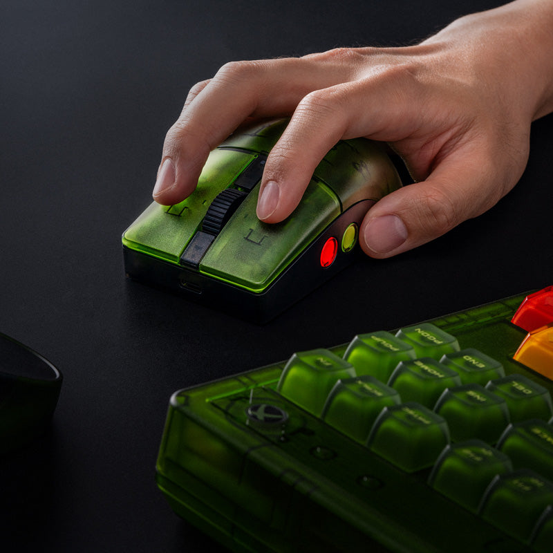 8BitDo Retro R8 Mouse - Xbox Edition - Gaming and Desktop Mouse Design