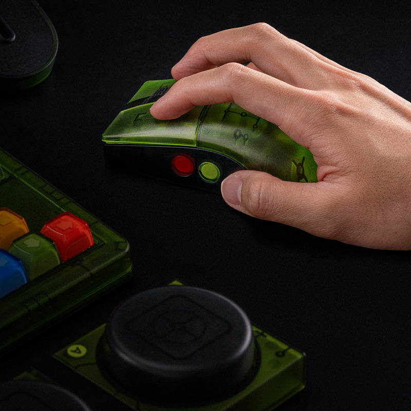 8BitDo Retro R8 Mouse - Xbox Edition - Gaming and Desktop Mouse Design